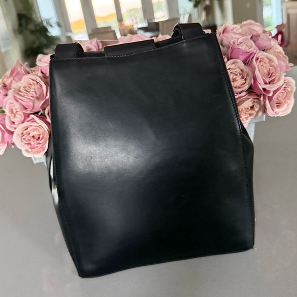 Salvatore Ferragamo vintage leather high heel stud hardware shoulder bag - Picture 8 of 14